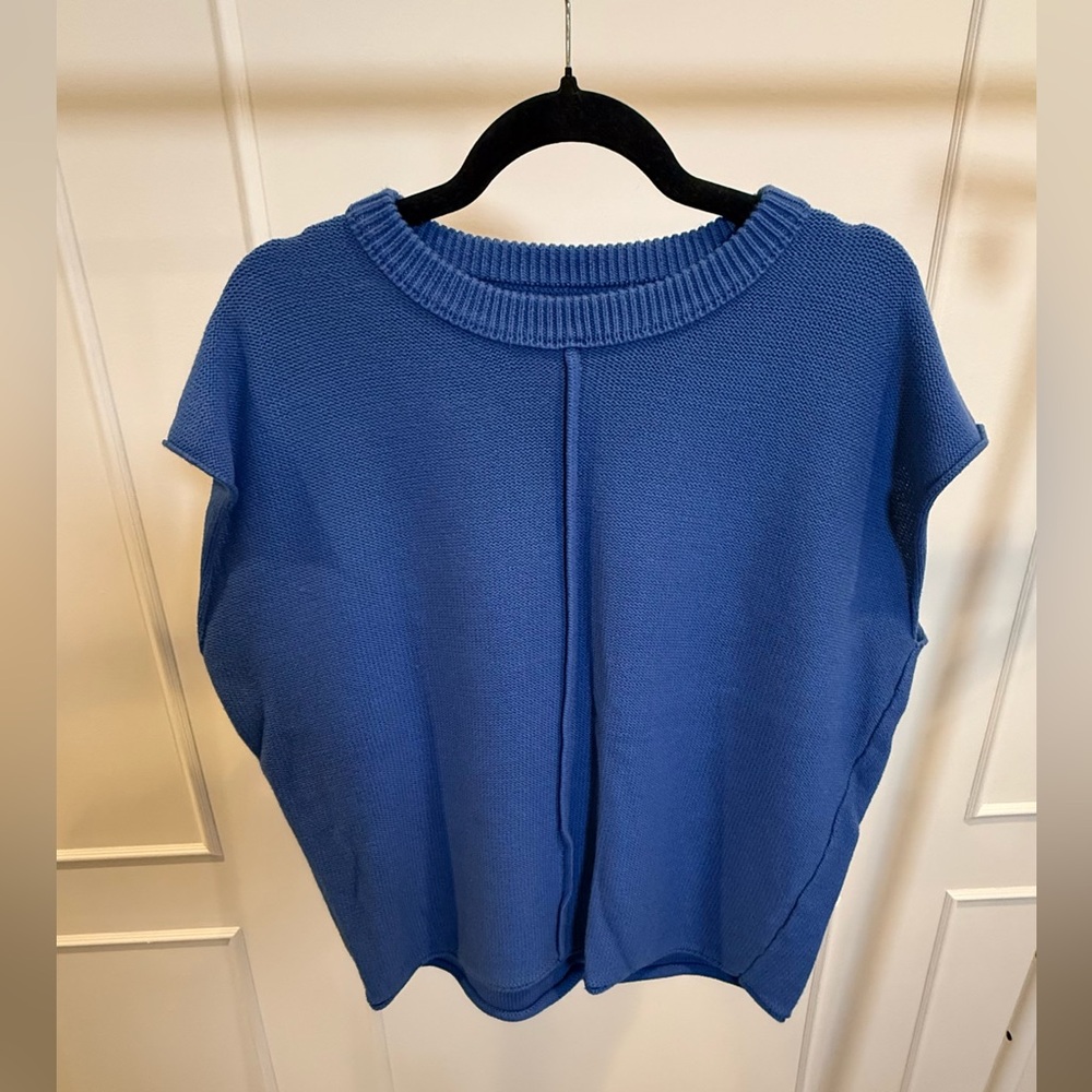 Women's Knit Top (part of set- shirts missing)
I wash and lay flat